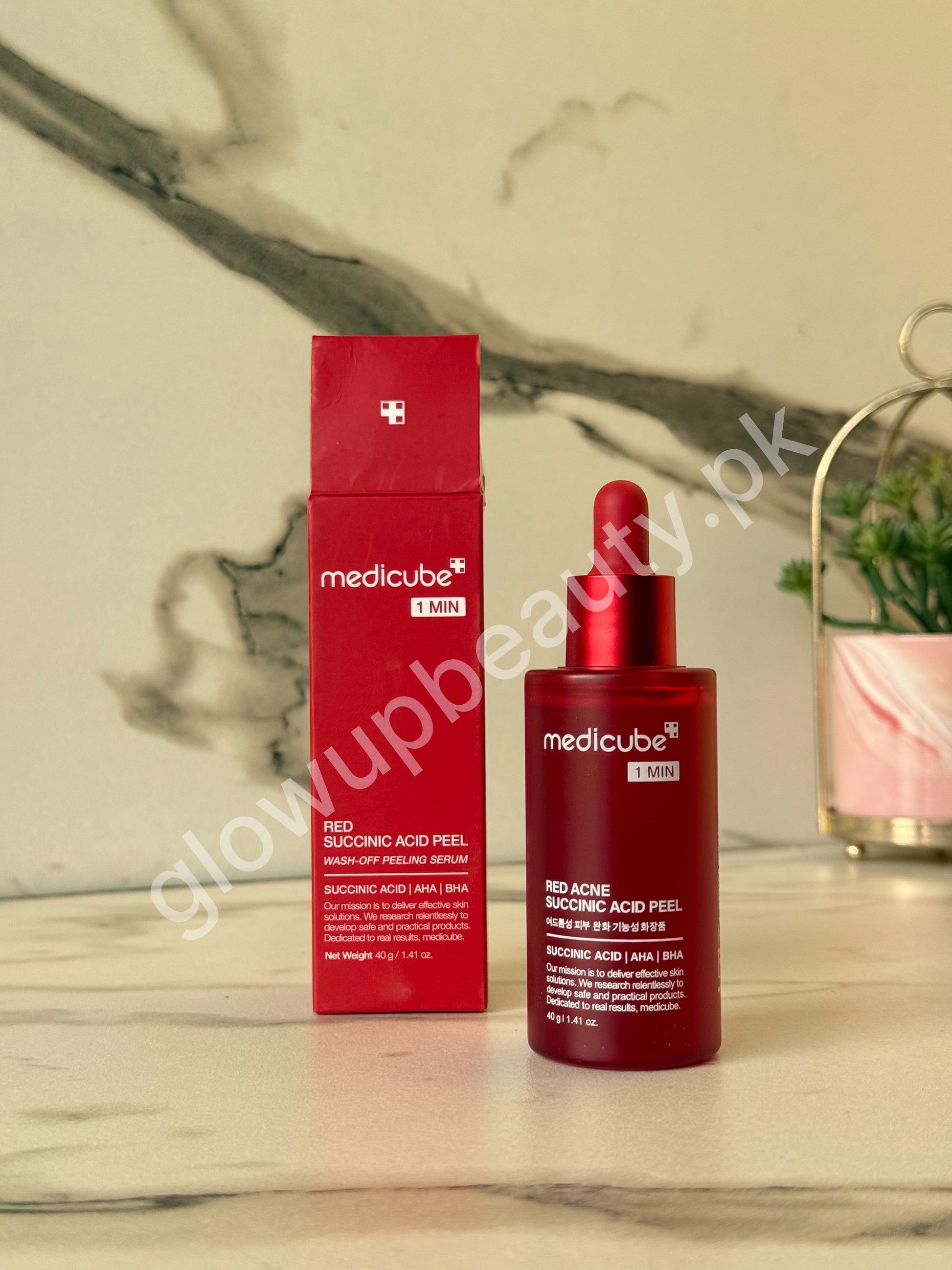 MEDICUBE RED ACNE SUCCINIC ACID PEEL 40 GRAMS