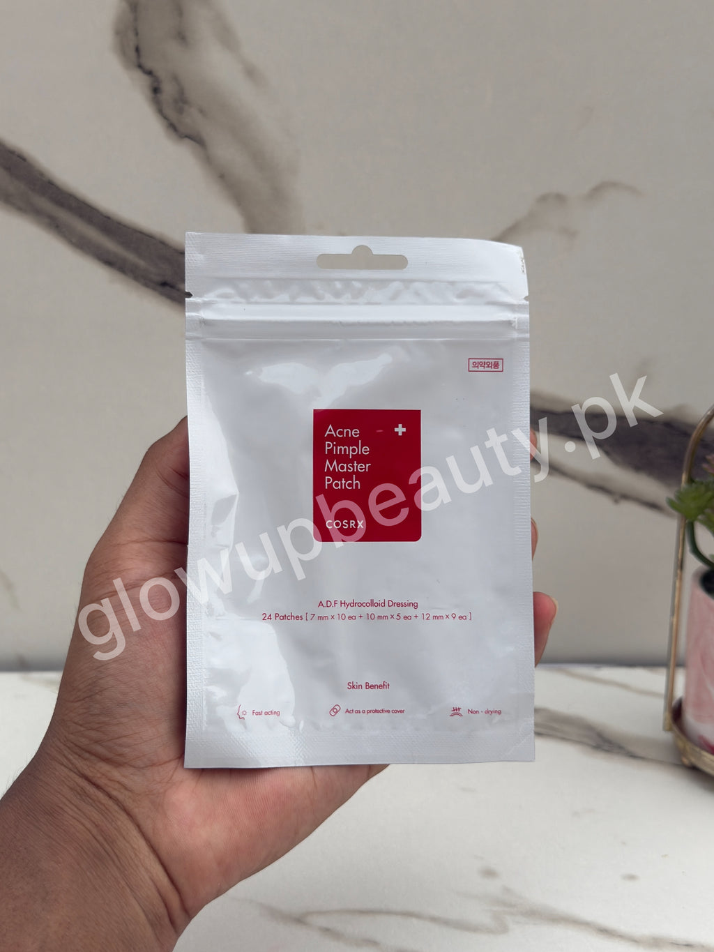 COSRX ACNE + PIMPLE MASTER PATCHES PACK .