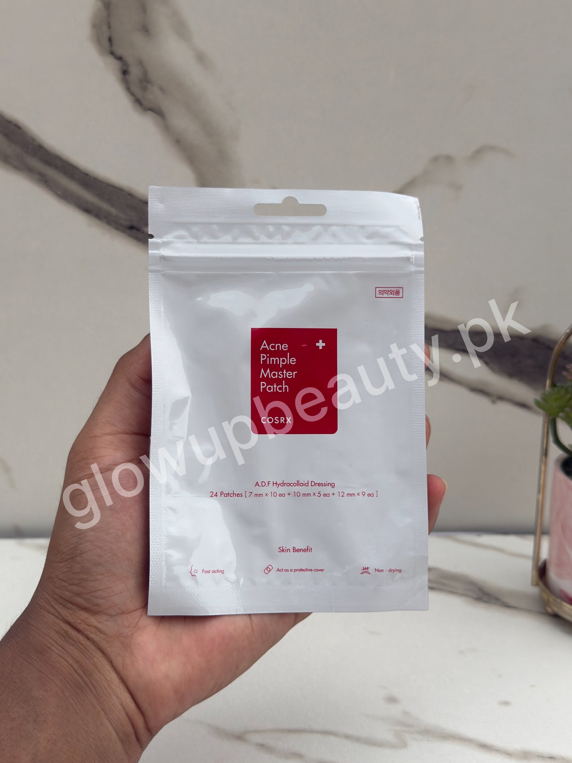 COSRX ACNE + PIMPLE MASTER PATCHES PACK .