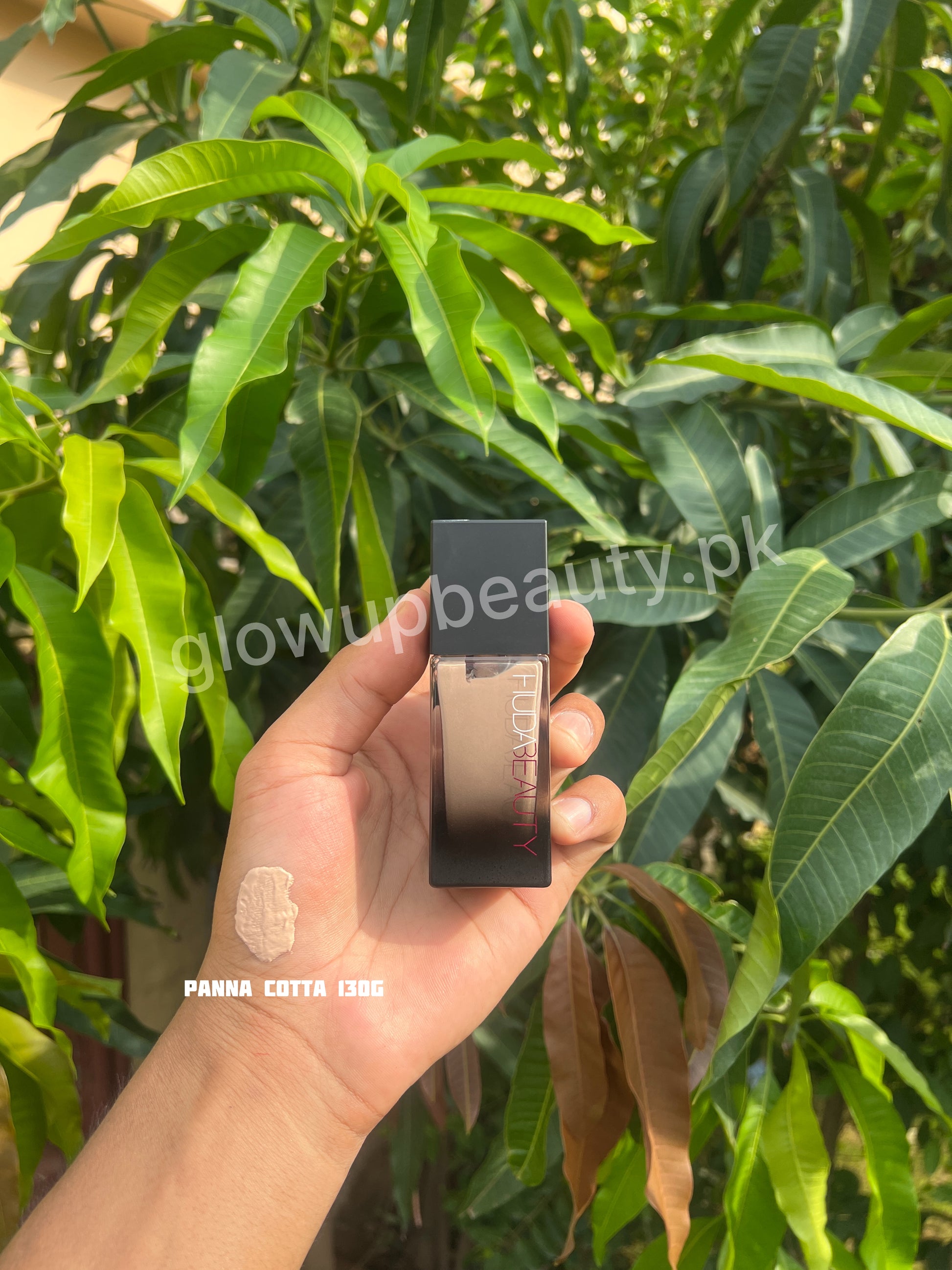 HUDABEAUTY FAUXFILTER FOUNDATION 35 ML ORIGINAL FACTORY LEFTOVER STOCK.